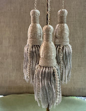 Load image into Gallery viewer, Silver Metal Bullion Tassels