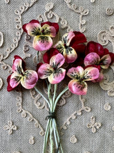 Load image into Gallery viewer, Vintage Millinery Violas