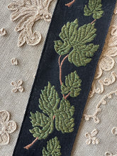 Load image into Gallery viewer, Antique Woven Leaf Garland Ribbon