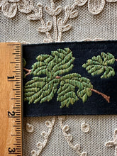 Load image into Gallery viewer, Antique Woven Leaf Garland Ribbon