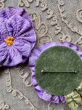 Load image into Gallery viewer, Ribbon Work Pansy