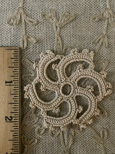 Load image into Gallery viewer, Hand Made Pinwheel Appliques