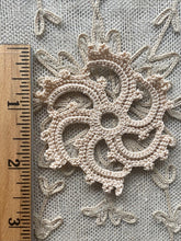 Load image into Gallery viewer, Hand Made Pinwheel Appliques