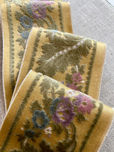 Load image into Gallery viewer, Vintage French Velvet Border