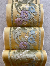 Load image into Gallery viewer, Vintage French Velvet Border