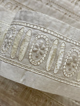 Load image into Gallery viewer, Antique Swiss Batiste Embroidery Entredeux