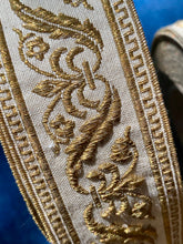 Load image into Gallery viewer, French Metal Vintage Trim in White & Gold
