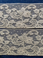 Load image into Gallery viewer, Alencon Antique Lace with Roses and Festoons