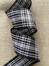 Load image into Gallery viewer, Tartan Ribbons in Seven Clans and Two Sizes