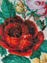 Load image into Gallery viewer, Antique Purse Micro Beaded Purse