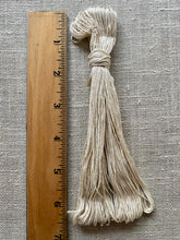 Load image into Gallery viewer, Barbour's Linen Carpet Thread