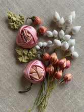 Load image into Gallery viewer, Vintage Spun Cotton Buds For Ribbon Work