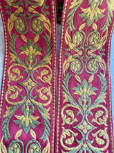 Load image into Gallery viewer, French Brocade Vintage Ribbon in Red Gold Green