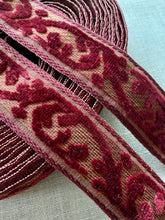 Load image into Gallery viewer, Antique Silk Velvet Gold Metal Trim