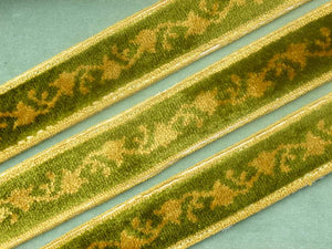 Vintage French Velveteen Green & Gold Stylized Garland 