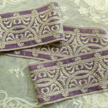Load image into Gallery viewer, Vintage French Silk Velvet & Tinsel Trim