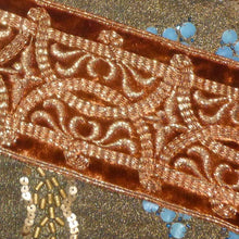 Load image into Gallery viewer, Vintage French Silk Velvet & Tinsel Trim
