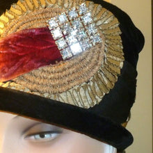 Load image into Gallery viewer, Large Vintage Square Prong Set Rhinestone Embellishment