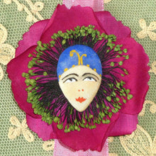Load image into Gallery viewer, Circa 1920's Absinthe Green Stamens