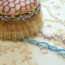 Load image into Gallery viewer, Rococo Ribbon Trim