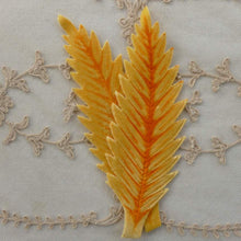 Load image into Gallery viewer, Vintage Velveteen Leaf Appliqués