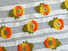 Load image into Gallery viewer, Vintage Ombre Embroidered Flower Trim