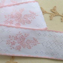 Load image into Gallery viewer, French Pink Rose Bouquet With Scallop Edge Detail