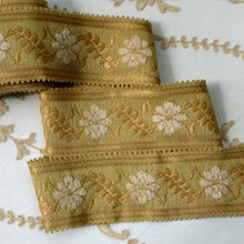Load image into Gallery viewer, Vintage Houlès Paris PassementerieTrim