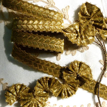Load image into Gallery viewer, Gold METAL Trim with Fringed Picot Edges