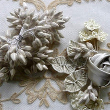 Load image into Gallery viewer, Antique German Flower Buds
