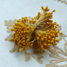 Load image into Gallery viewer, Antique French Marigold Yellow Buds