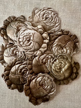 Load image into Gallery viewer, Antique Ombre Velveteen Roses Set of Six