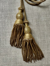 Load image into Gallery viewer, Antique Hand Netted Gold Bullion Tassels on Cord