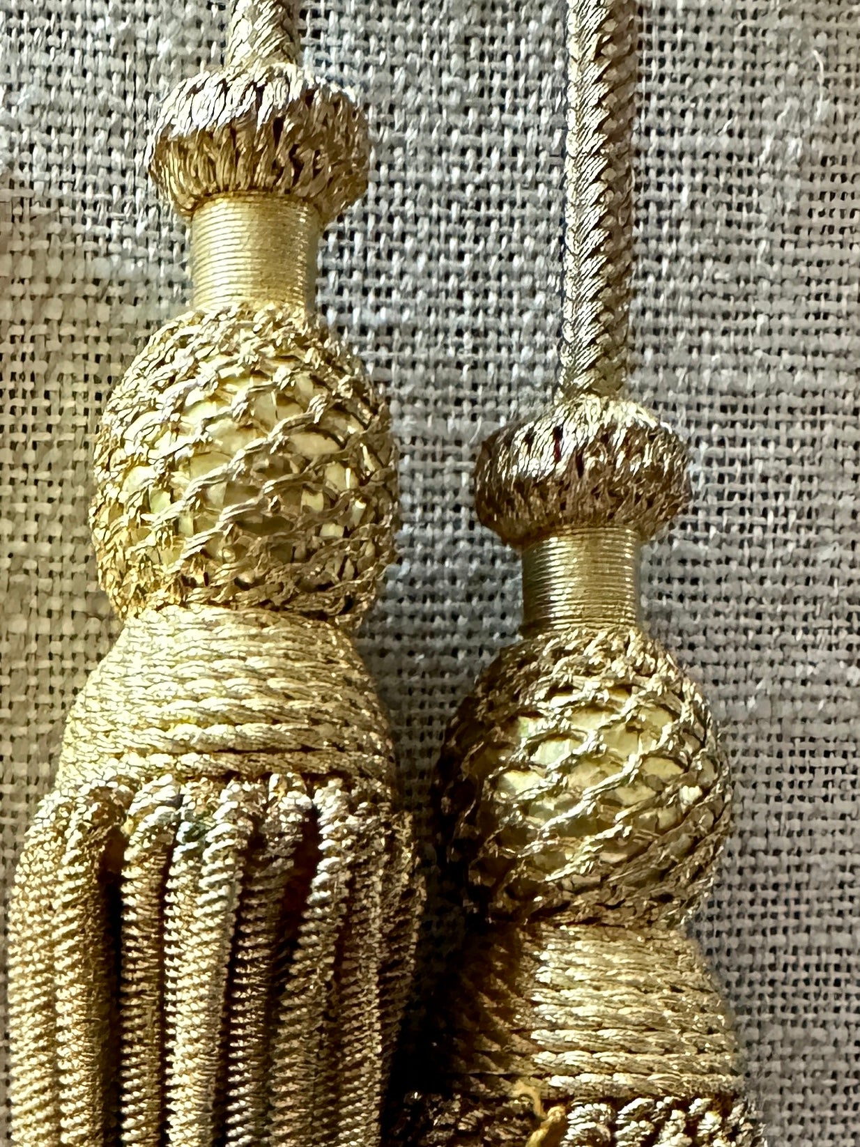 Gold Bullion Antique Tassels - German