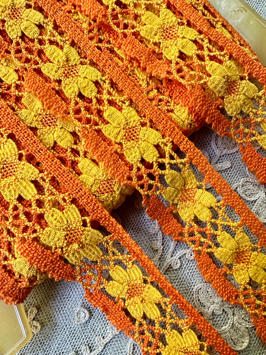 Vintage Mid Century Boho Chic Lacy Trim – Vintage Passementerie