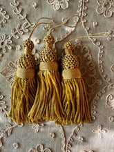 Load image into Gallery viewer, Gold Metal Bullion Tassels