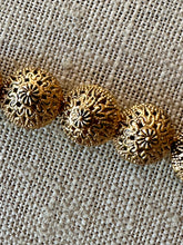 Load image into Gallery viewer, Vintage Brass/Metal Filigree Buttons