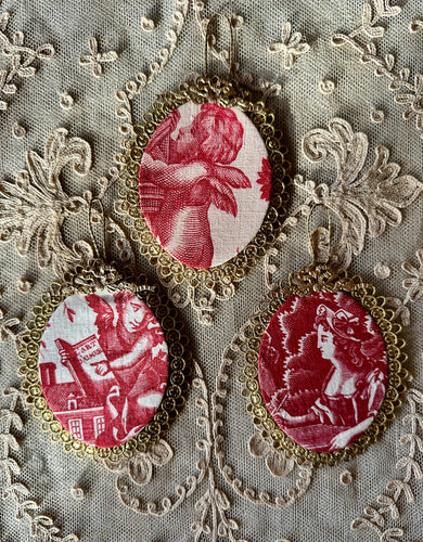 Antique French Toile de jouy Ornaments - Dogs