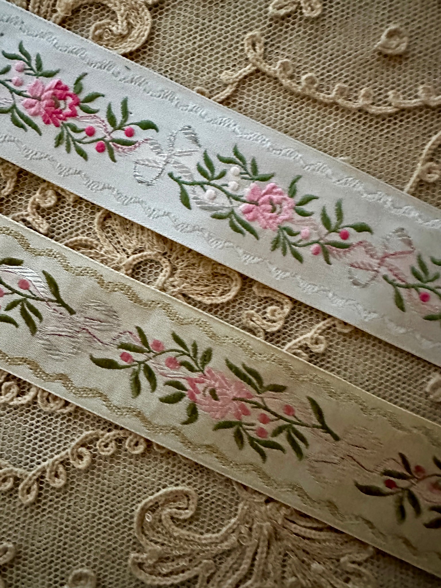 French Ribbon Bows Antique French Ribbon Ombre Flowers & Bows – Vintage Passementerie