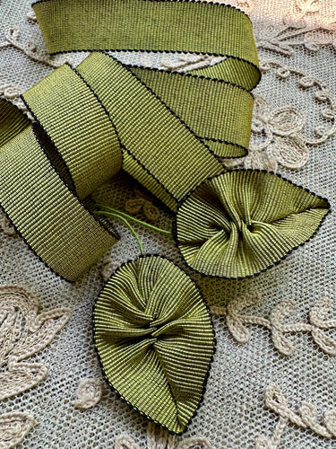 Textured Green and Black Ribbon
