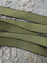 Load image into Gallery viewer, Textured Green and Black Ribbon