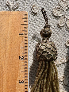 Gold Bullion Antique Tassels  Netted Top