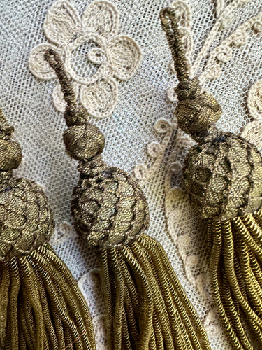Gold Bullion Antique Tassels  Netted Top