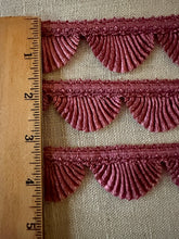 Load image into Gallery viewer, Scalloped Border Trim in Two Colors #2