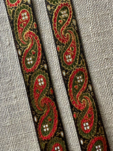 Load image into Gallery viewer, Vintage Boho Paisley Trim