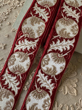 Load image into Gallery viewer, Vintage Ribbon Gold Metallic Details