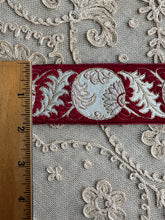 Load image into Gallery viewer, Vintage Ribbon Gold Metallic Details