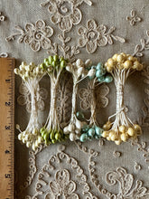 Load image into Gallery viewer, Vintage Bunches of Large Pearl Tipped Buds