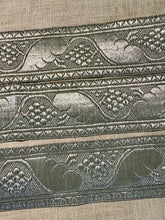 Load image into Gallery viewer, Antique Silver Metal Trim