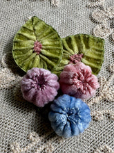 Load image into Gallery viewer, Vintage Velvet Flowers for Ribbon Work